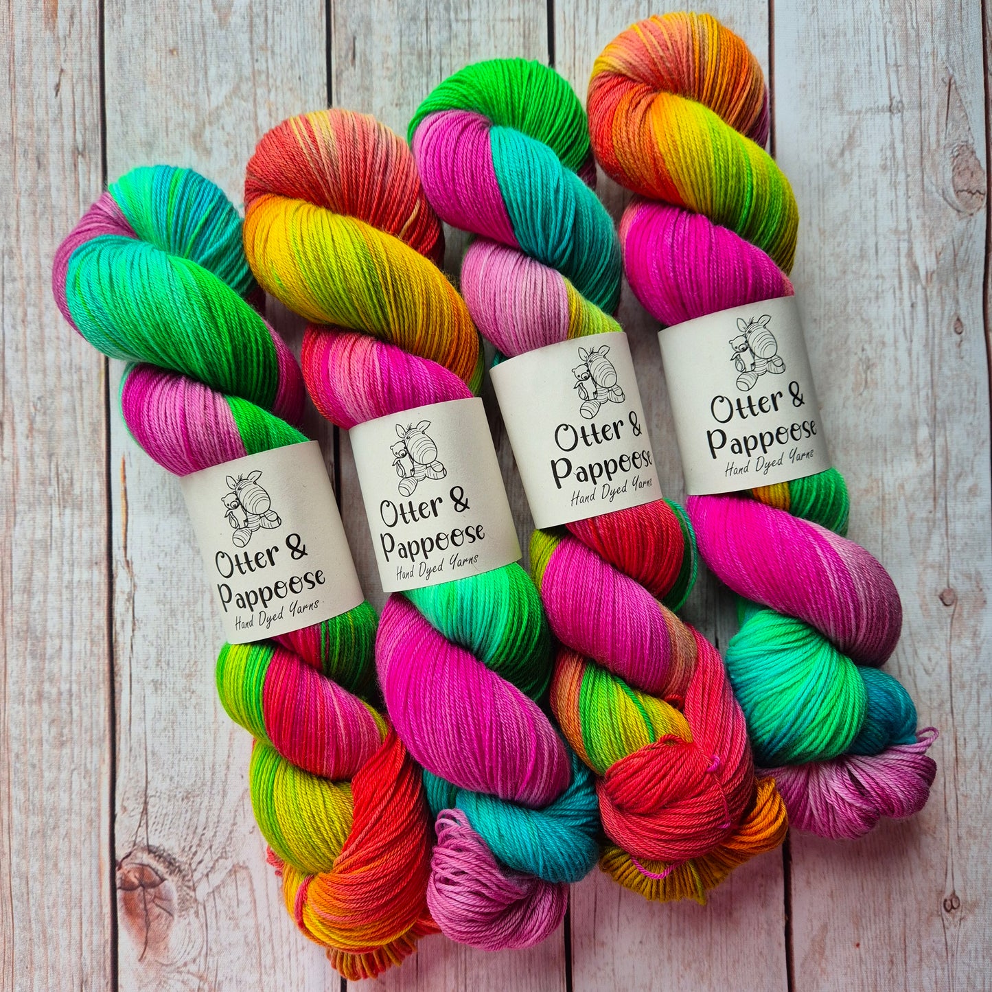 Tropical Parrot - Hand dyed yarn - 4ply Merino nylon