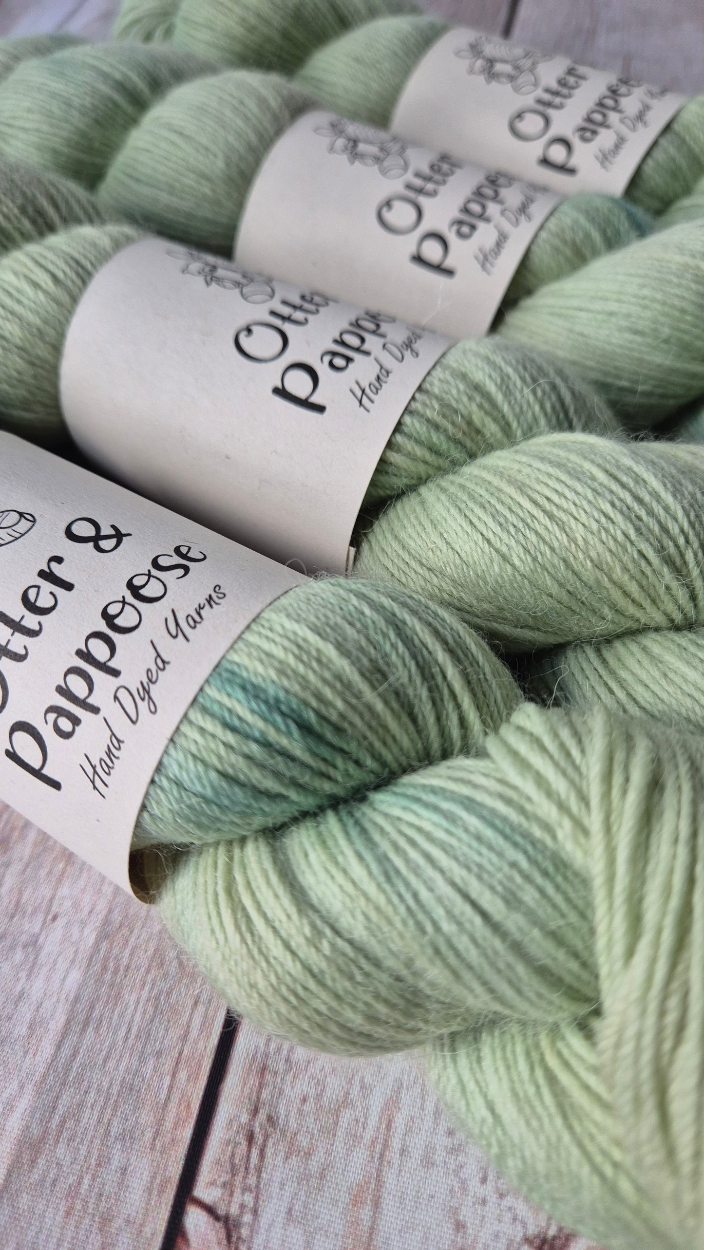 Pistachio Cream - Hand dyed yarn - 4ply Alpaca