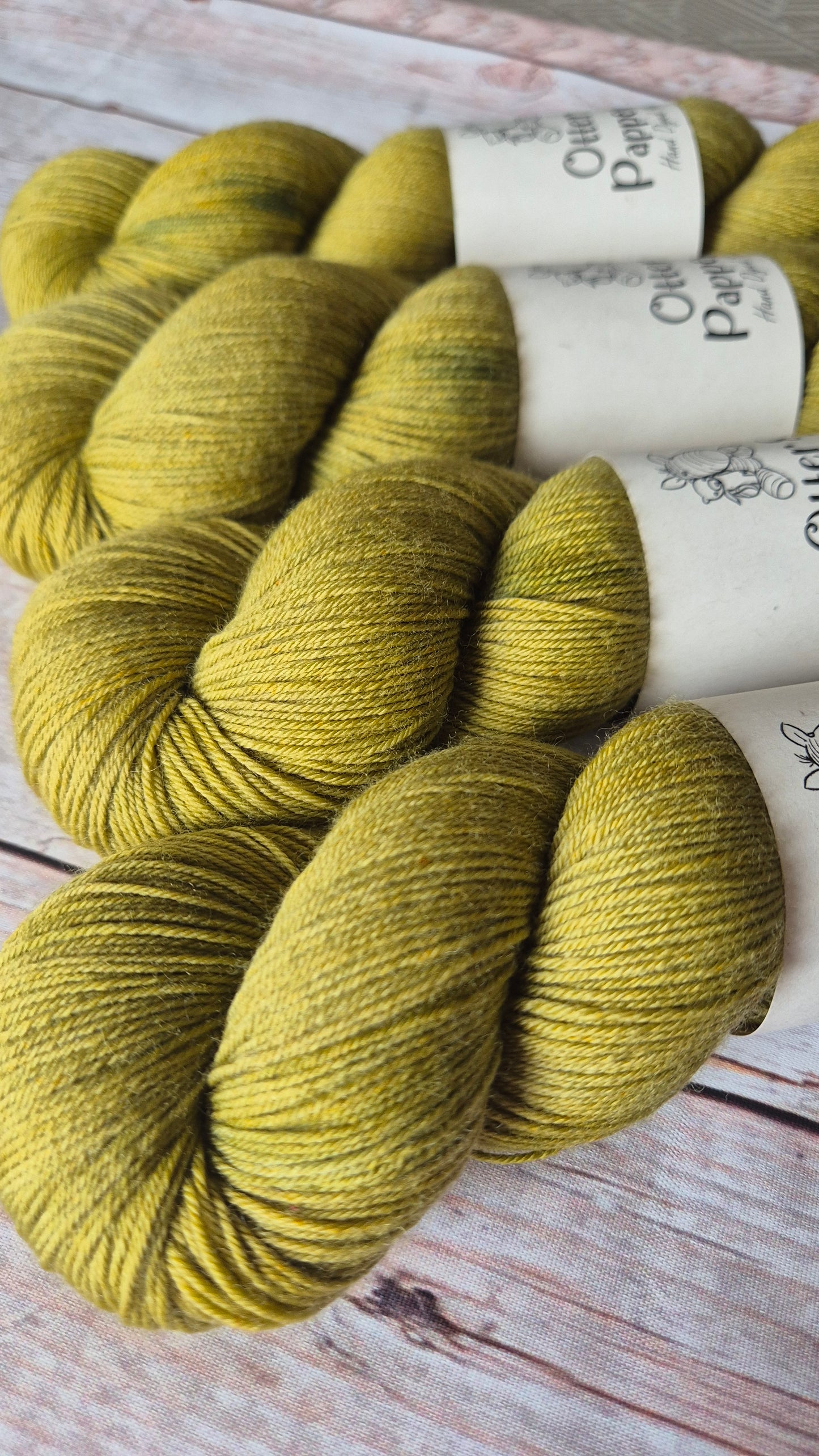 Khaki Rampage - Hand dyed yarn - 4ply Merino nylon