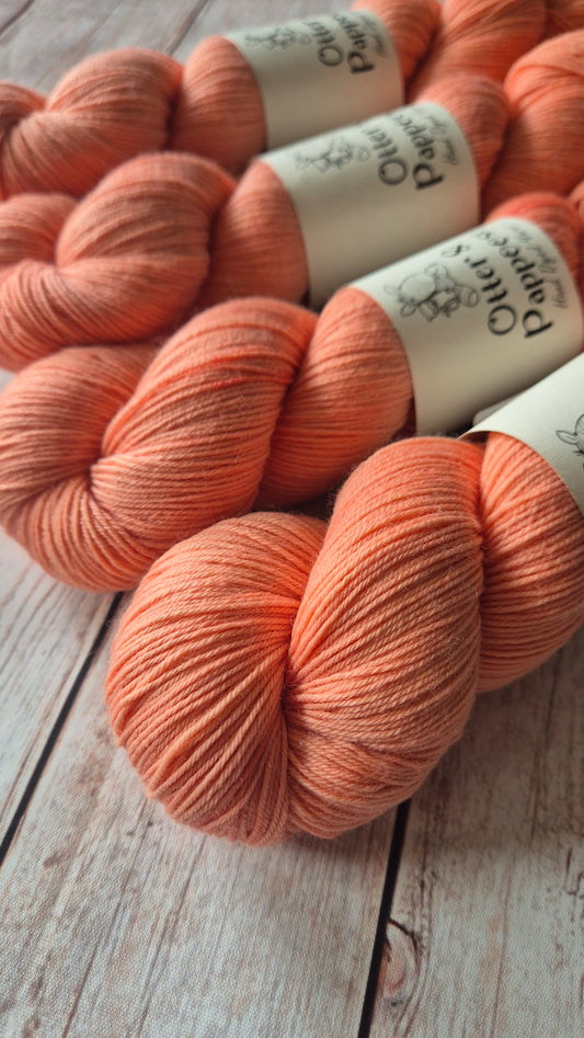Adeline - Hand dyed yarn - 4ply Merino nylon
