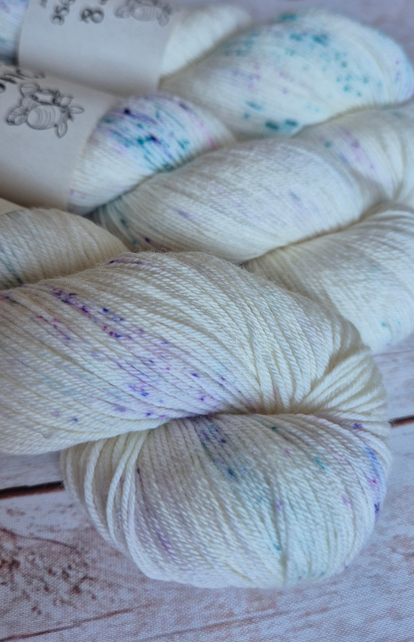 Aurora Wisp - Hand dyed yarn - 4ply Merino nylon