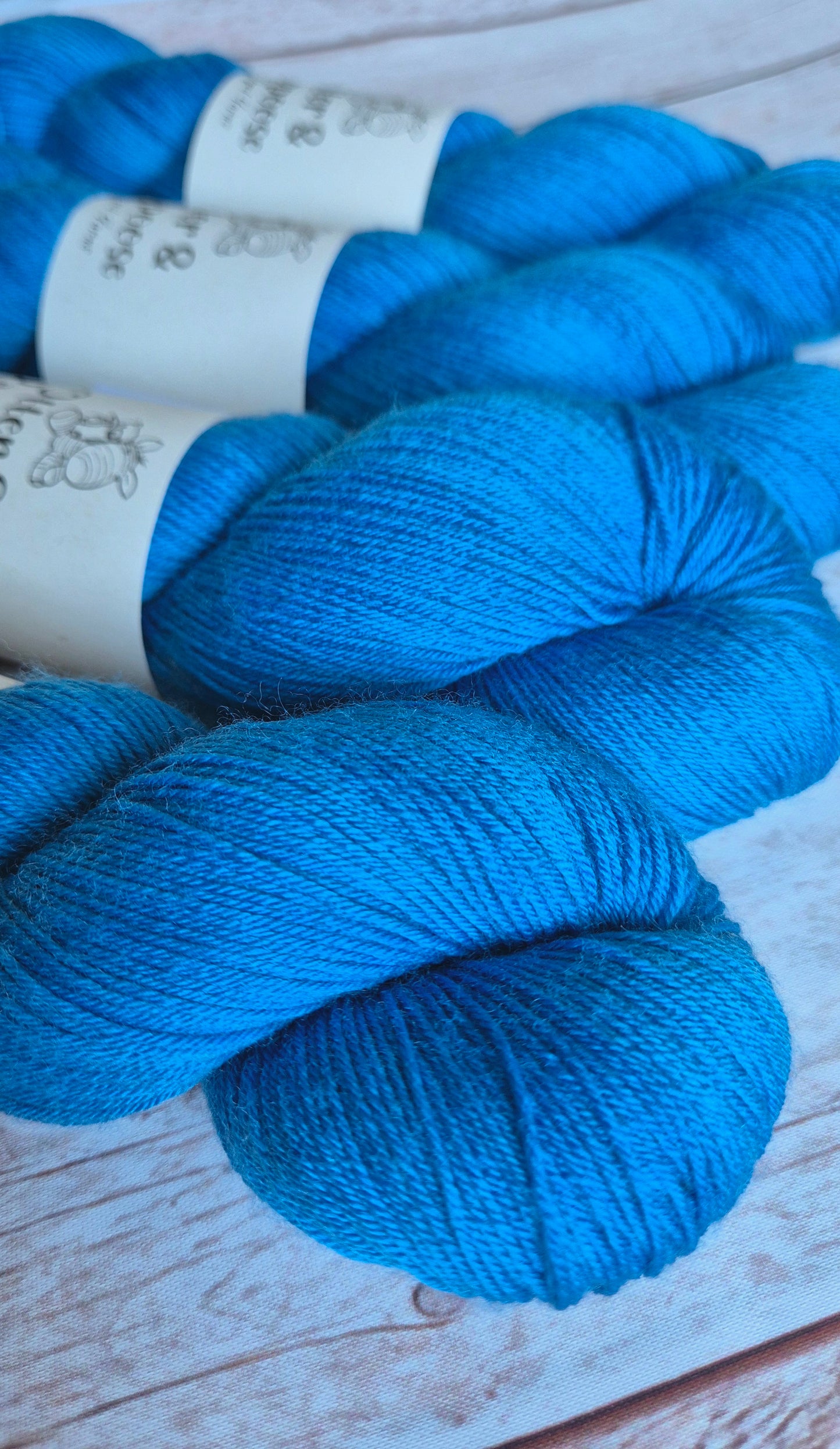 Cornflower - Hand dyed yarn - 4ply Merino nylon