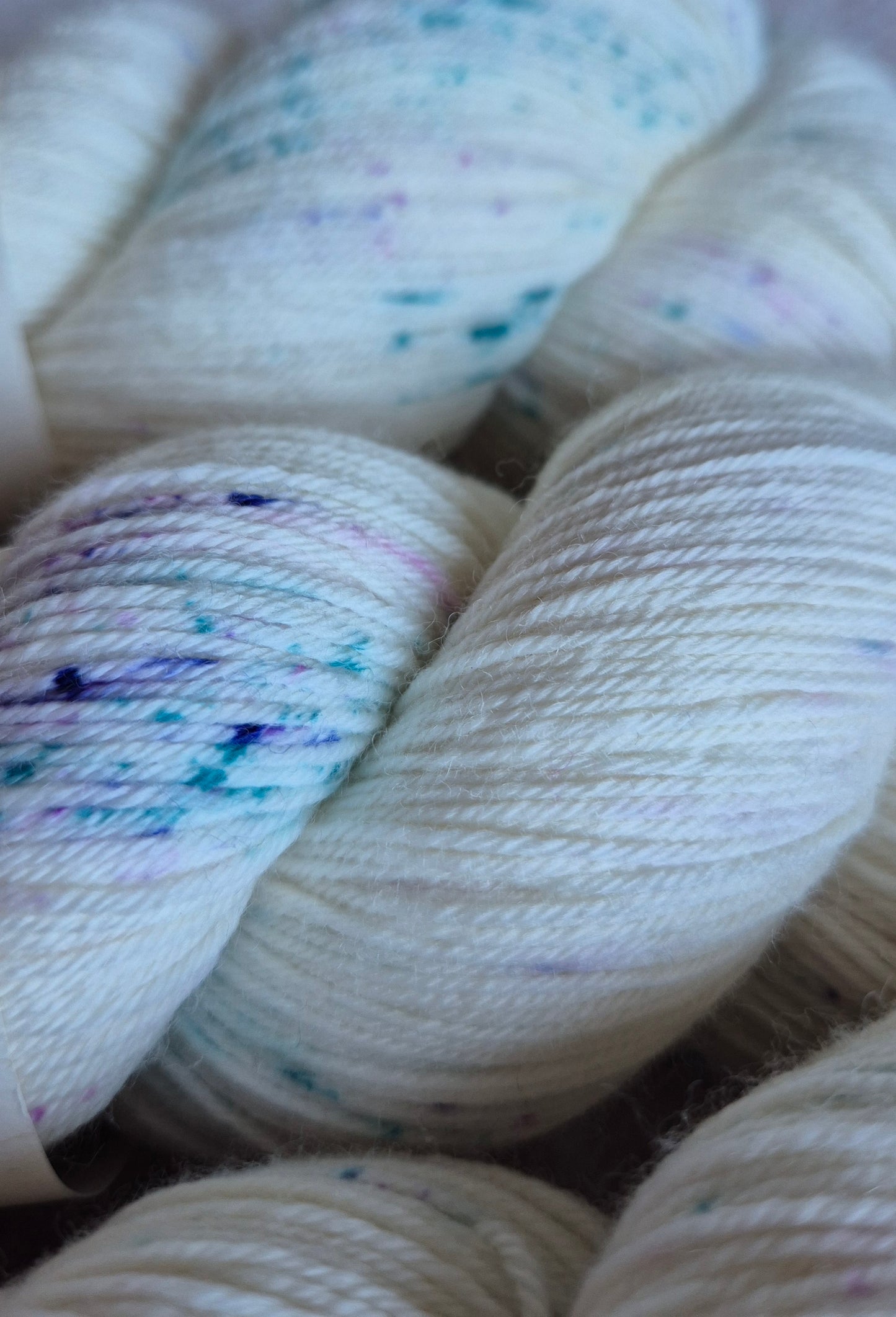 Aurora Wisp - Hand dyed yarn - 4ply Merino nylon